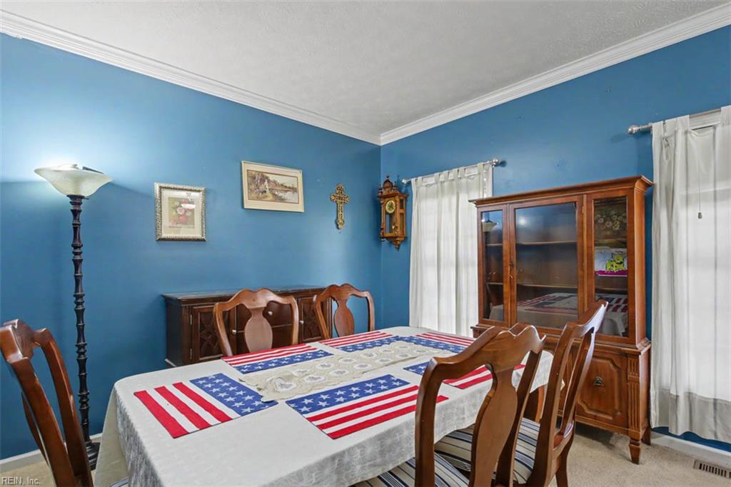 106 Bronze Ct Property Photo 6