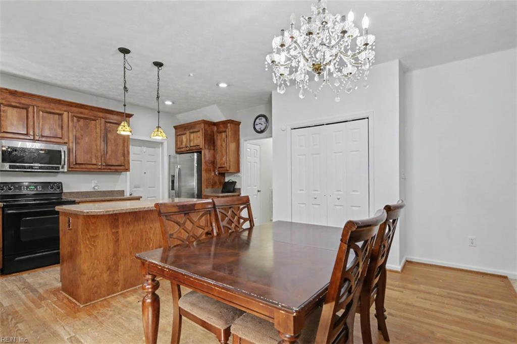 106 Bronze Ct Property Photo 13