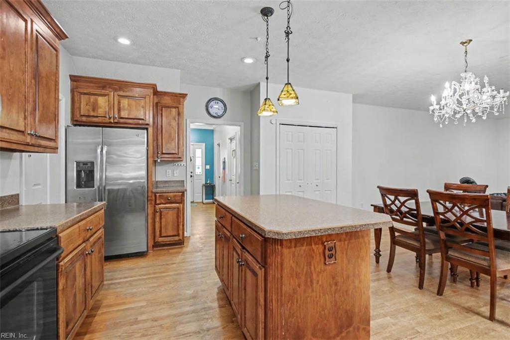 106 Bronze Ct Property Photo 20