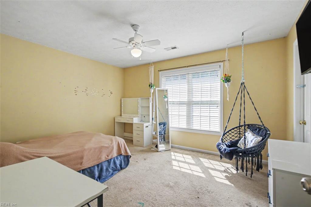 106 Bronze Ct Property Photo 28