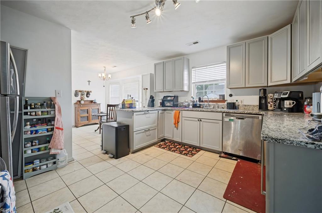 2078 Nansemond Pw Property Photo 9