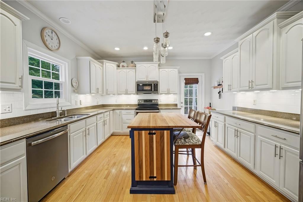 900 Justin Lee Way Property Photo 3