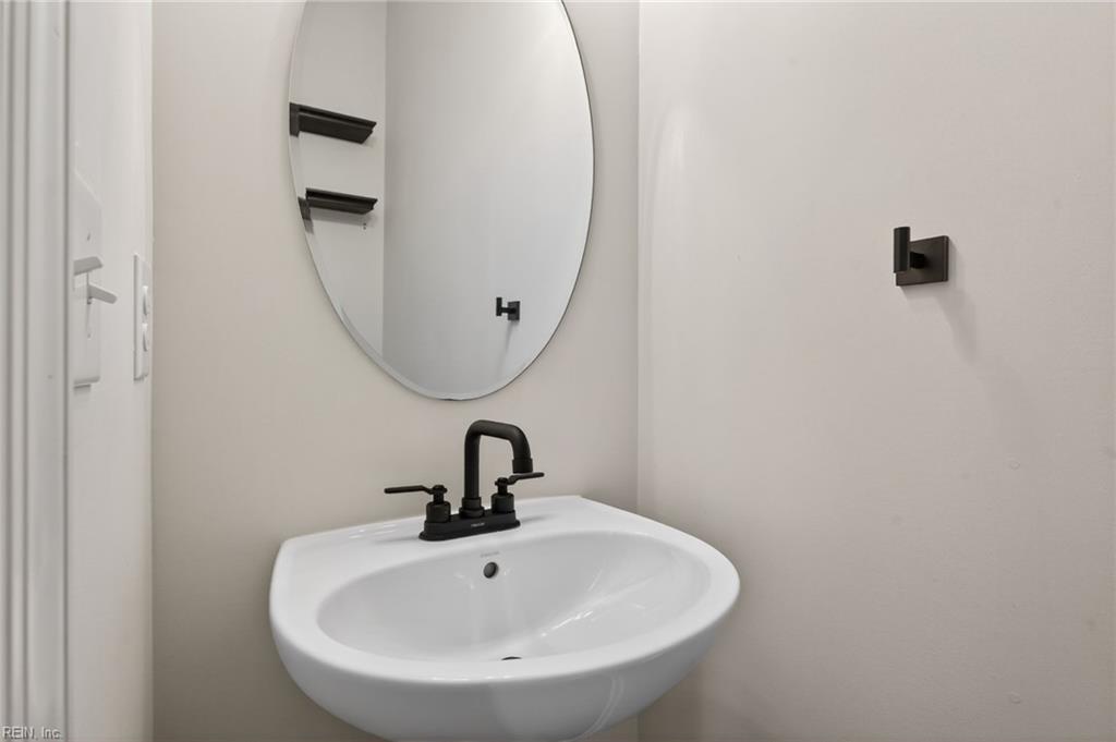 516 Clara Ln Property Photo 26