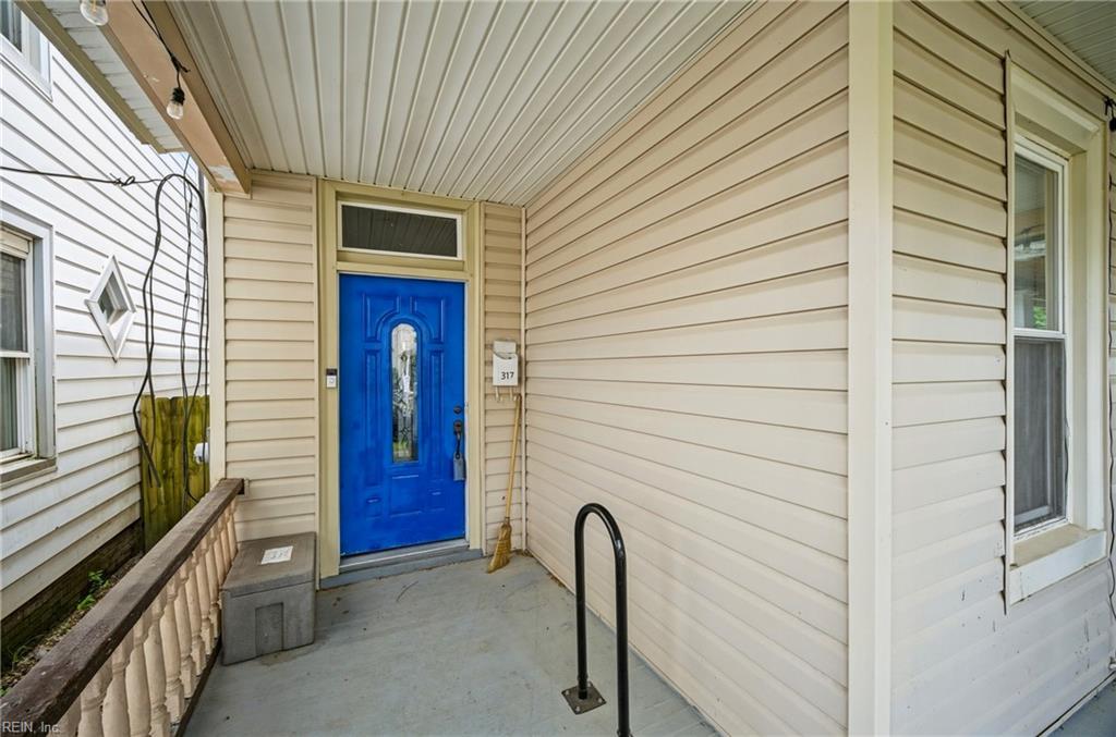 317 W 31 St Property Photo 6
