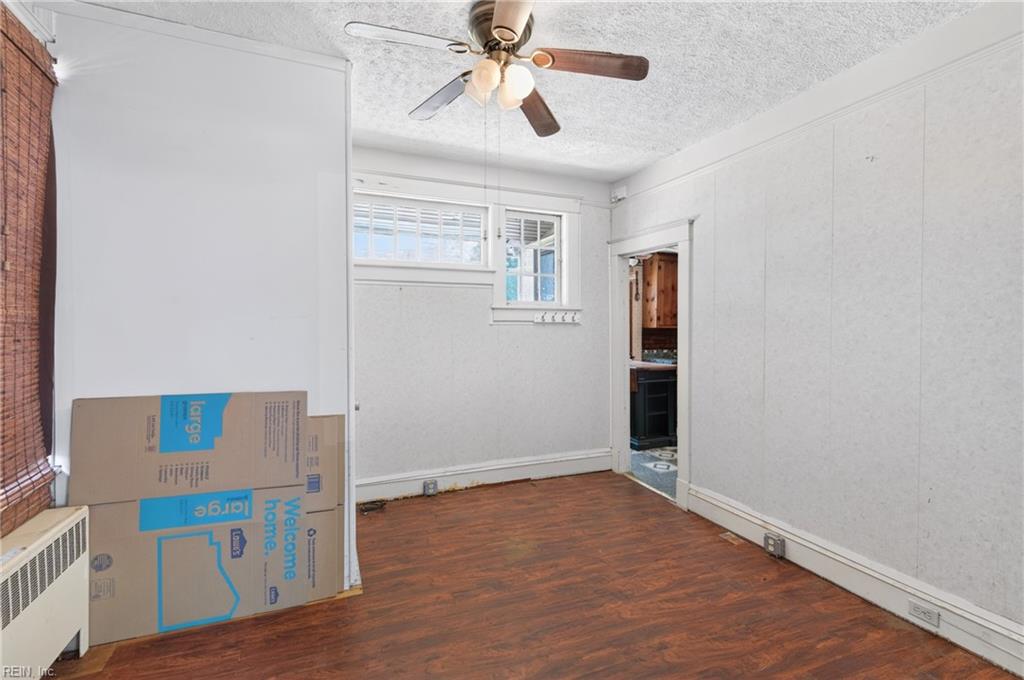 1255 23rd St Property Photo 8