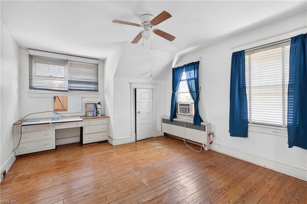 1255 23rd St Property Photo 16