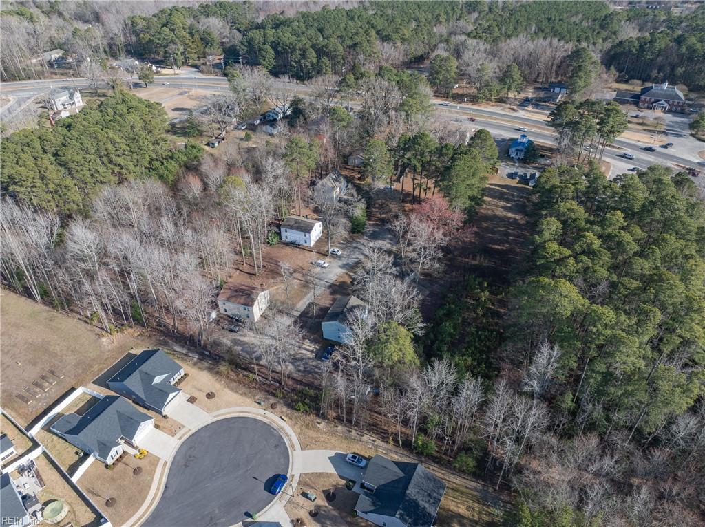 6822 Village South Dr Property Photo 18