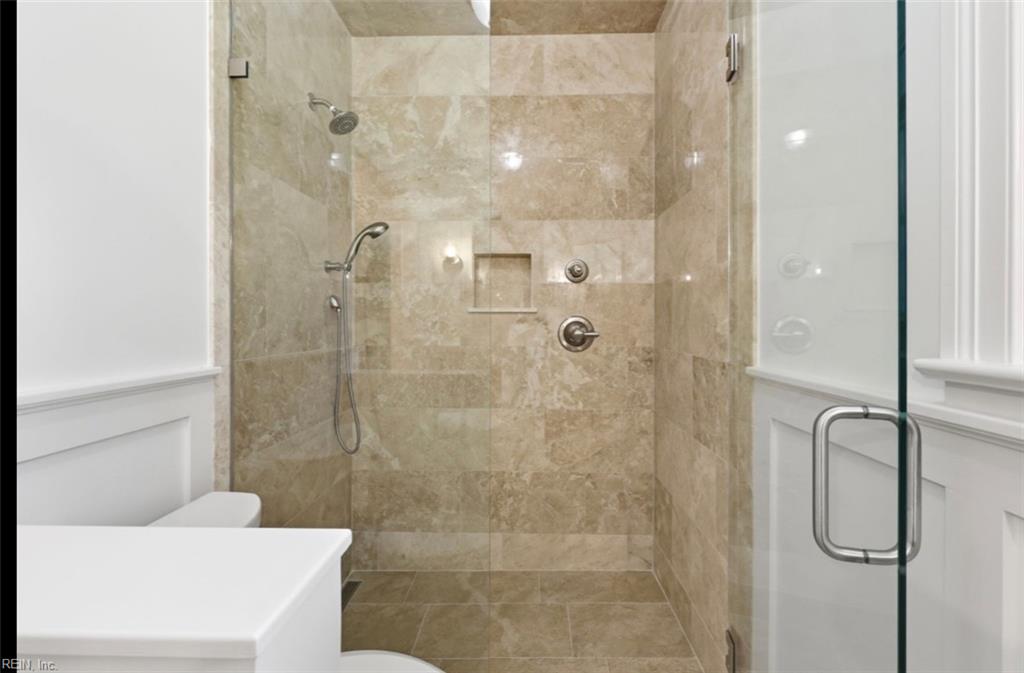1005 Bay Colony Dr Property Photo 40