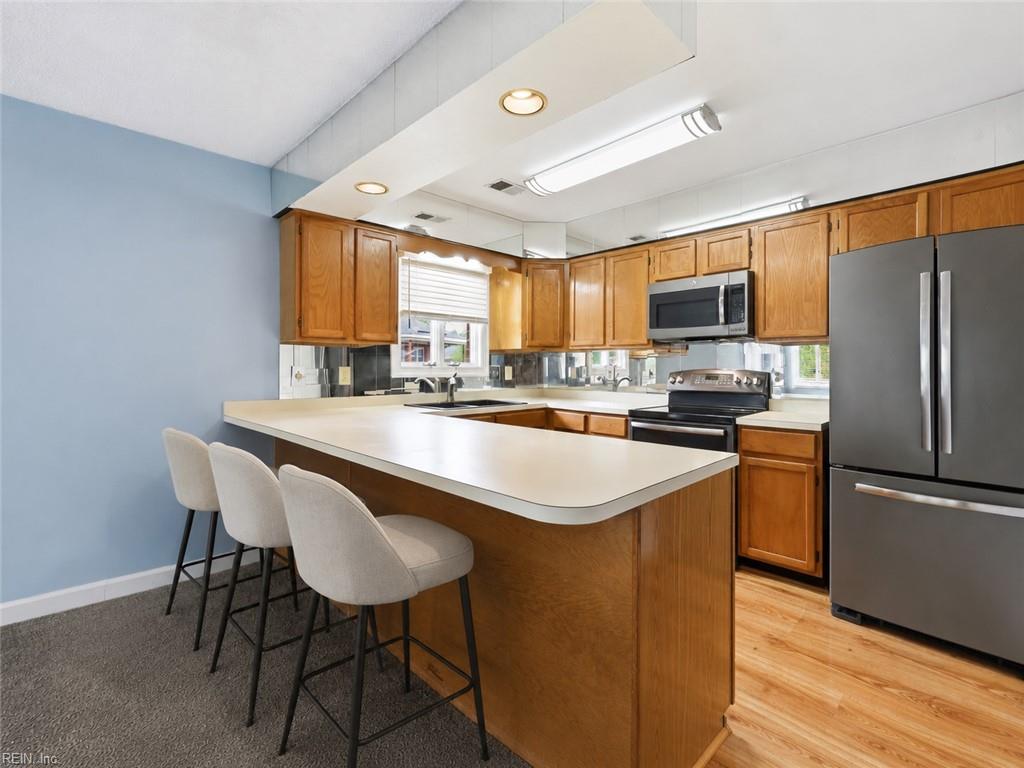 1226 Foursome Ln Property Photo 4