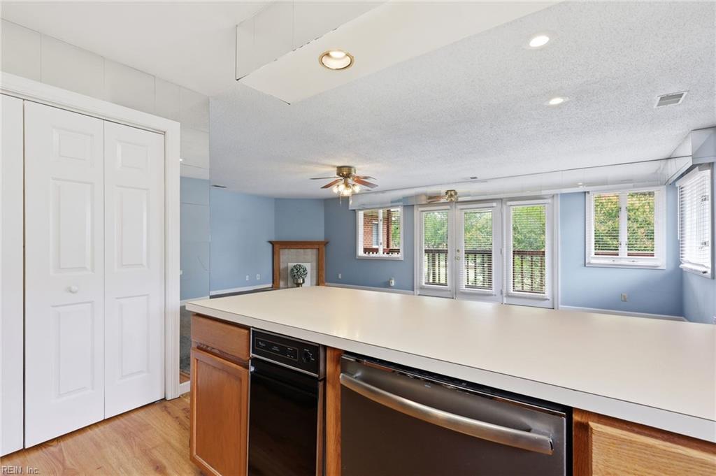 1226 Foursome Ln Property Photo 15