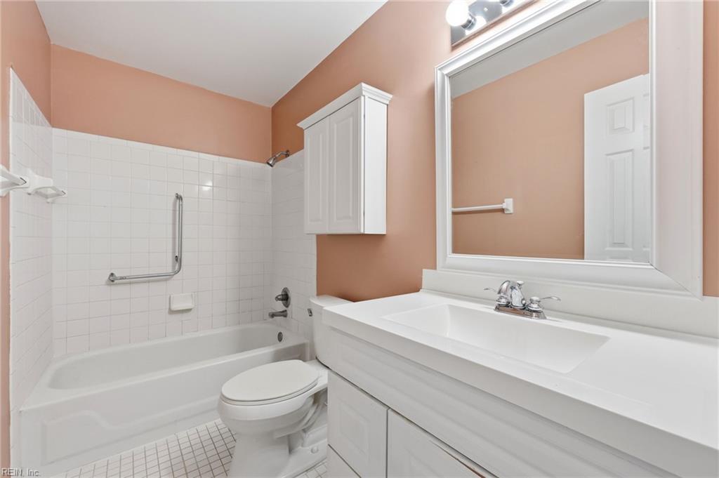 1226 Foursome Ln Property Photo 20
