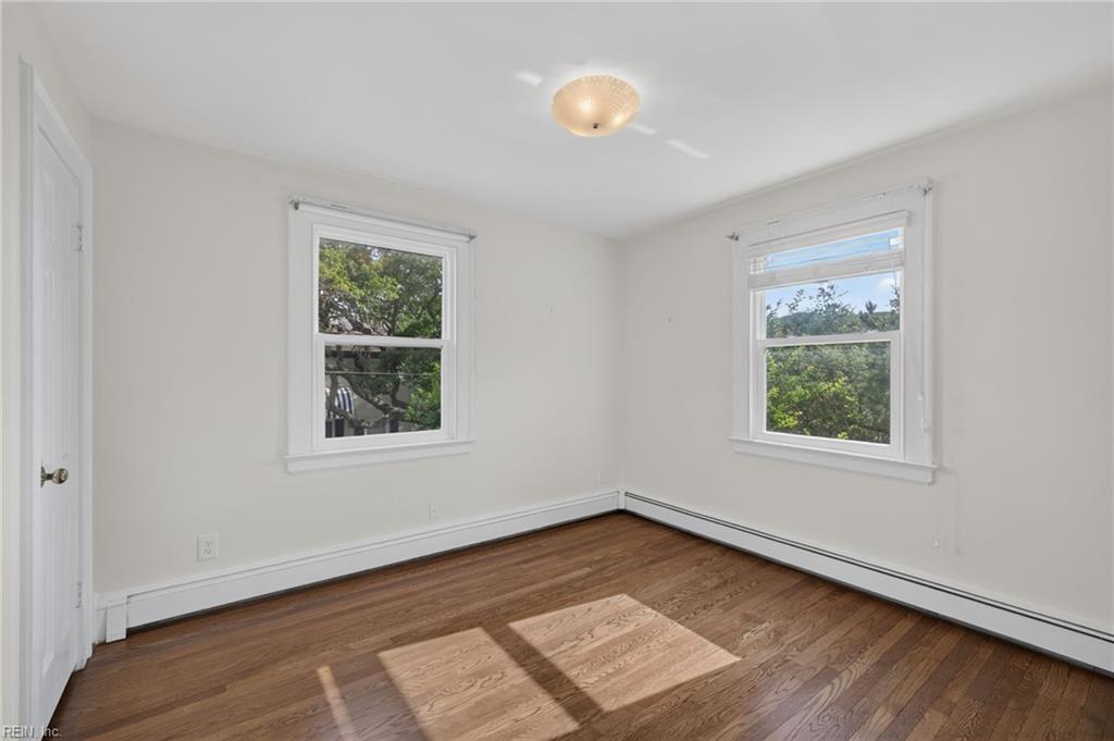 110 75th St Property Photo 33