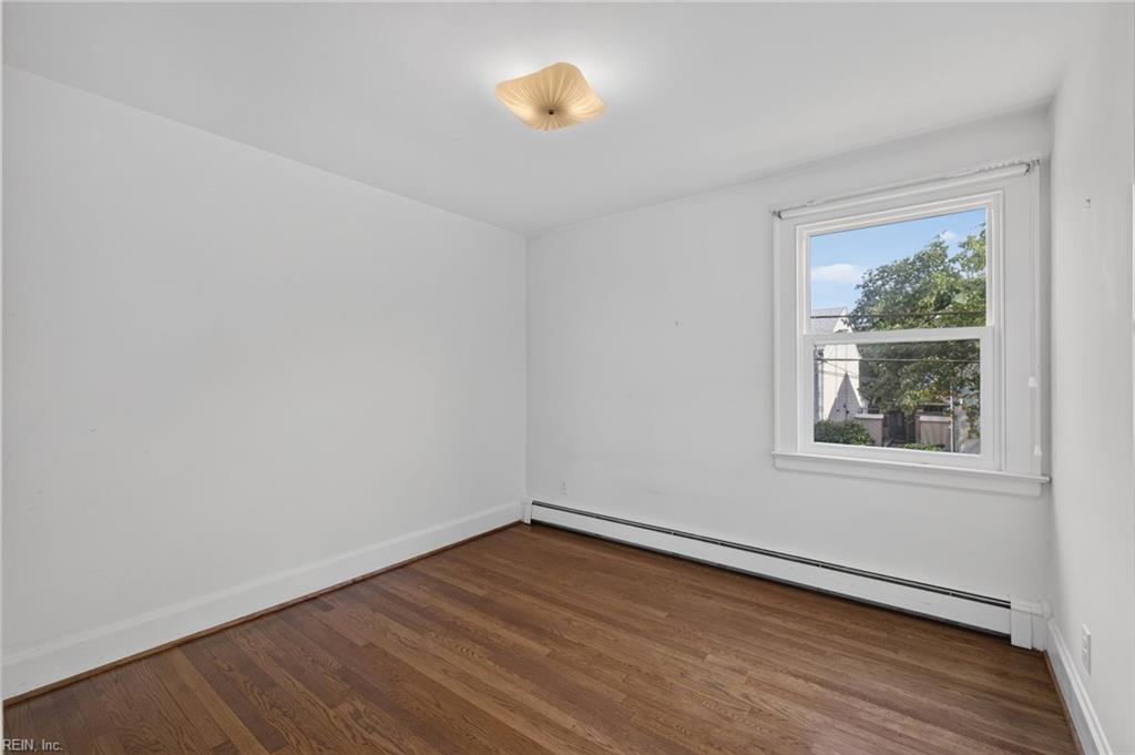 110 75th St Property Photo 35