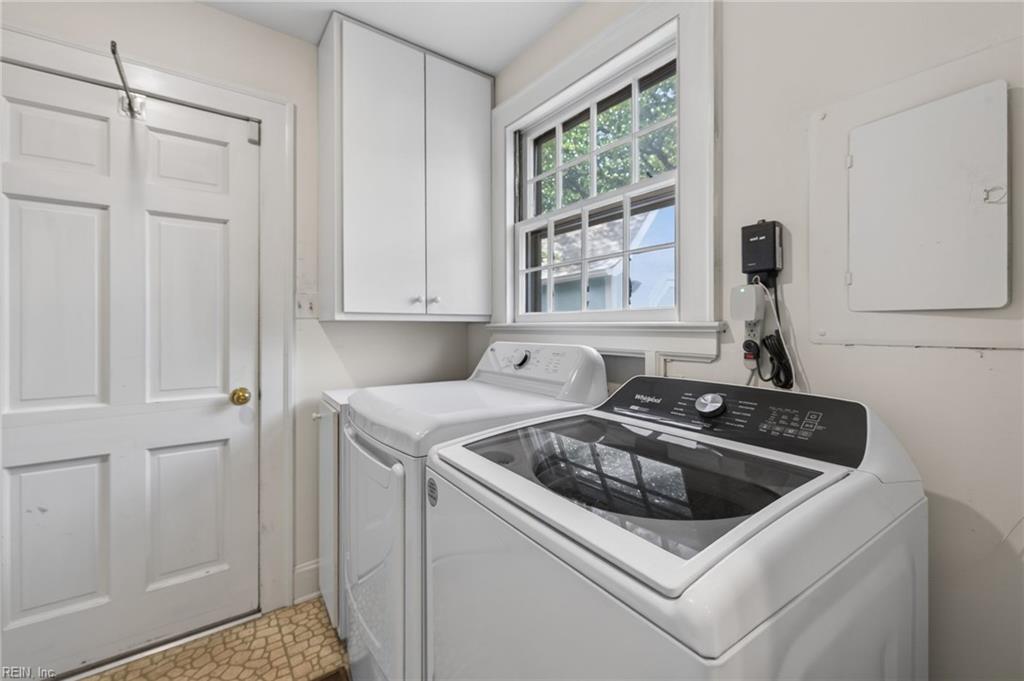 110 75th St Property Photo 39
