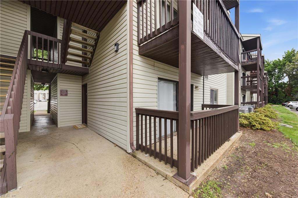 103 Haverford Ct Property Photo 3