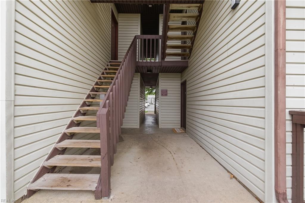 103 Haverford Ct Property Photo 4