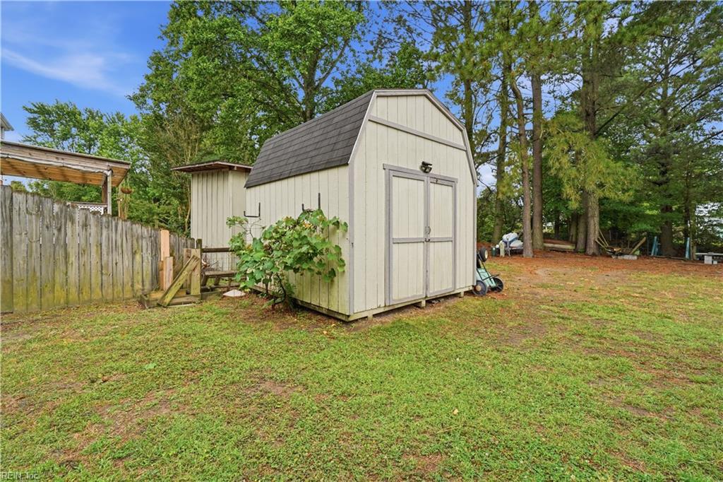 14 Windy Point Dr Property Photo 48