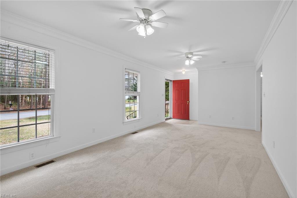 7641 Beechwood Dr Property Photo 6