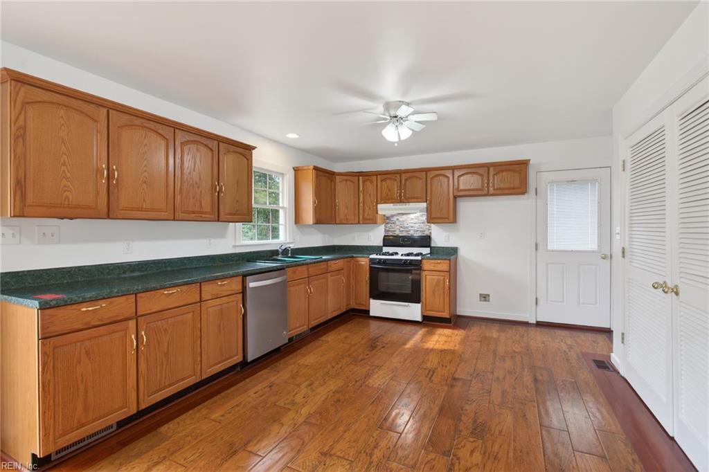 7641 Beechwood Dr Property Photo 12