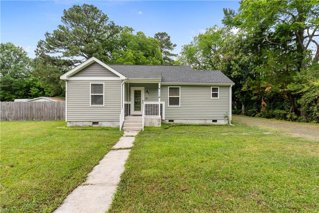 2818 E Washington St Property Photo 5