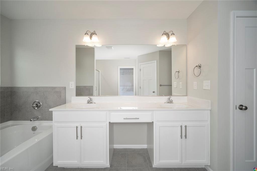2206 Wilmington Ave Property Photo 41
