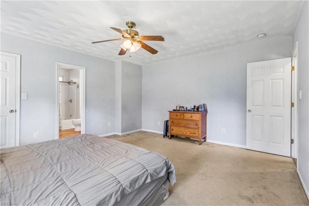 1117 Evelyn St Property Photo 24