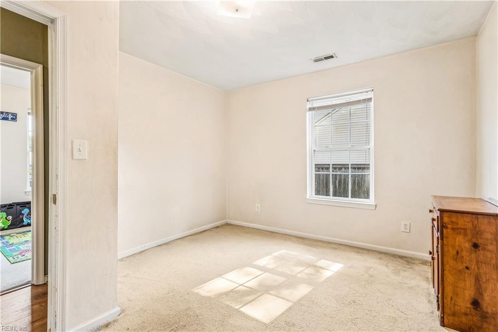 1117 Evelyn St Property Photo 30
