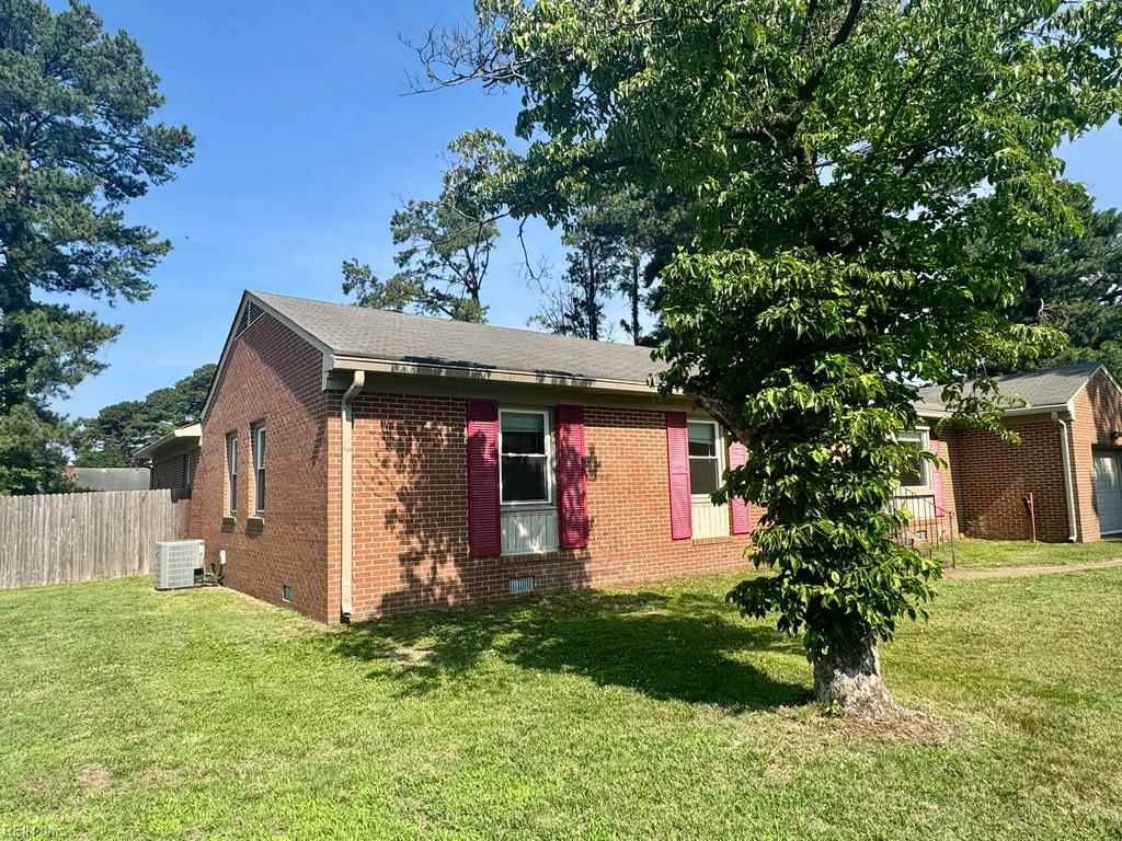 4220 Heather Rd Property Photo 2