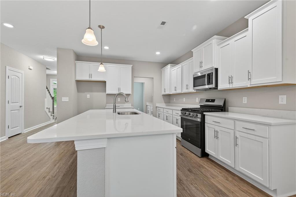 3315 Tyre Neck Rd Property Photo 9