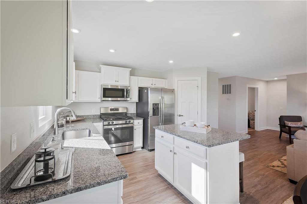 114 Pema St Property Photo 10