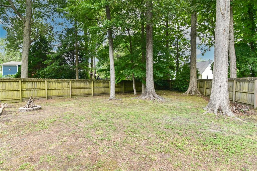 2205 Windy Pines Bnd Property Photo 28