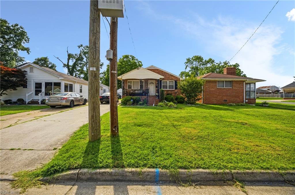 203 Maple St Property Photo 3