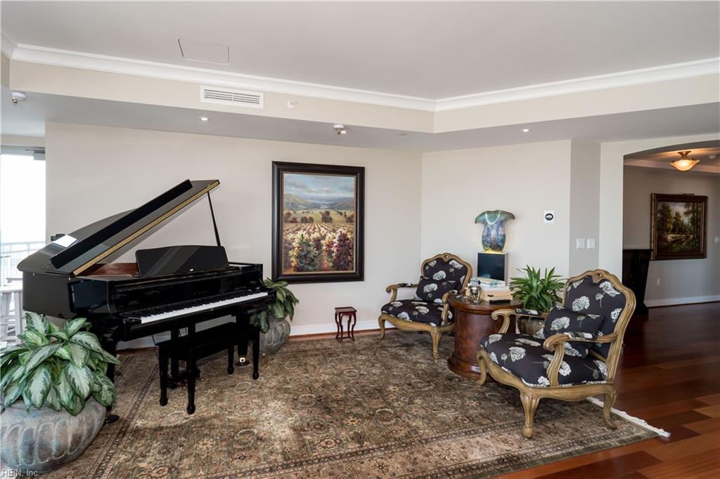 4545 Commerce Dr Property Photo 11