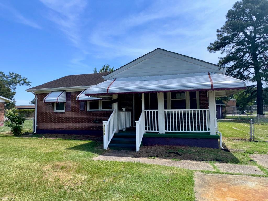 1511 Ekstine Dr Property Photo 1