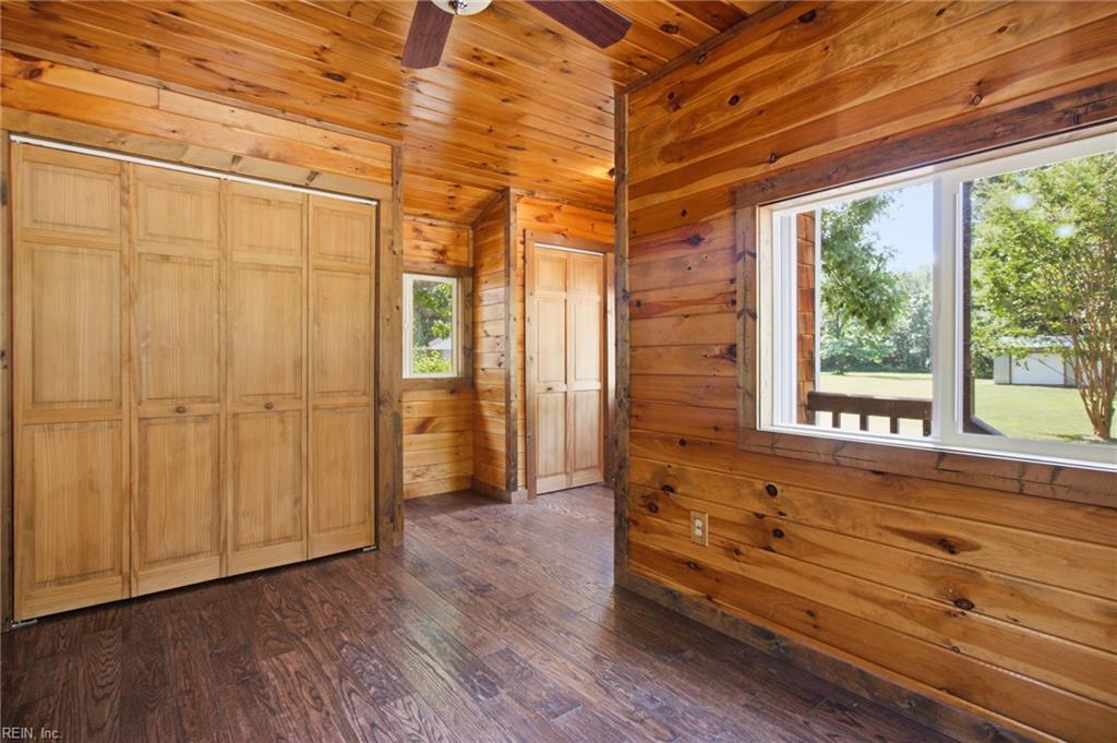 8368 Whispering Pines Trl Property Photo 15