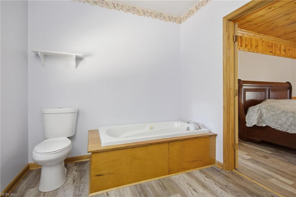 8368 Whispering Pines Trl Property Photo 21