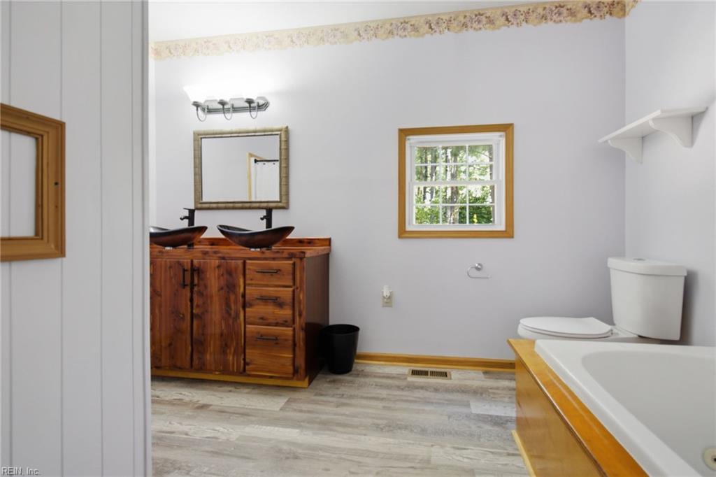 8368 Whispering Pines Trl Property Photo 22