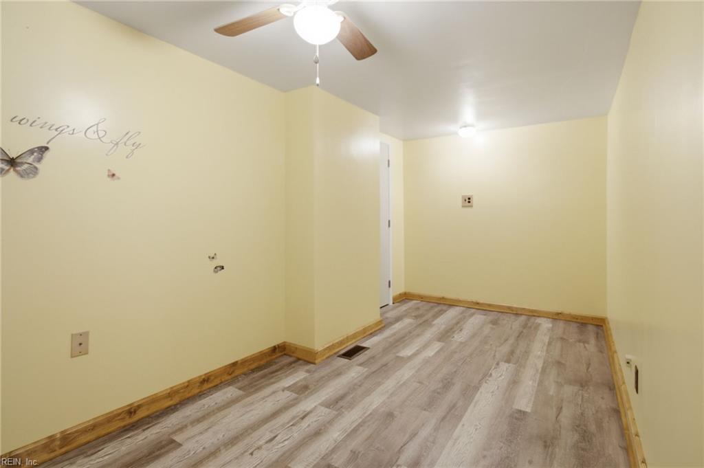 8368 Whispering Pines Trl Property Photo 23