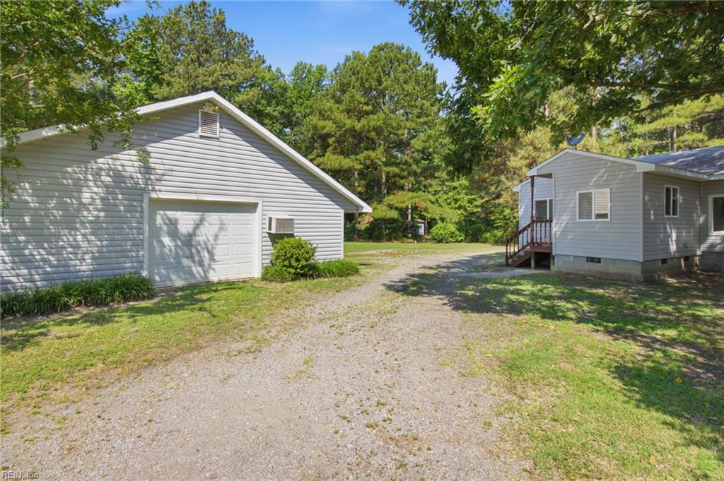 8368 Whispering Pines Trl Property Photo 37