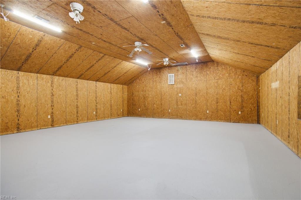 8368 Whispering Pines Trl Property Photo 40