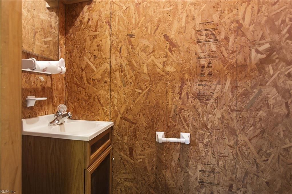 8368 Whispering Pines Trl Property Photo 41