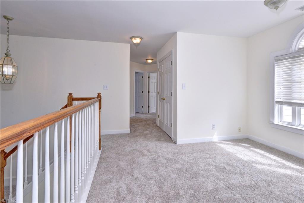 4023 Thorngate Dr Property Photo 25