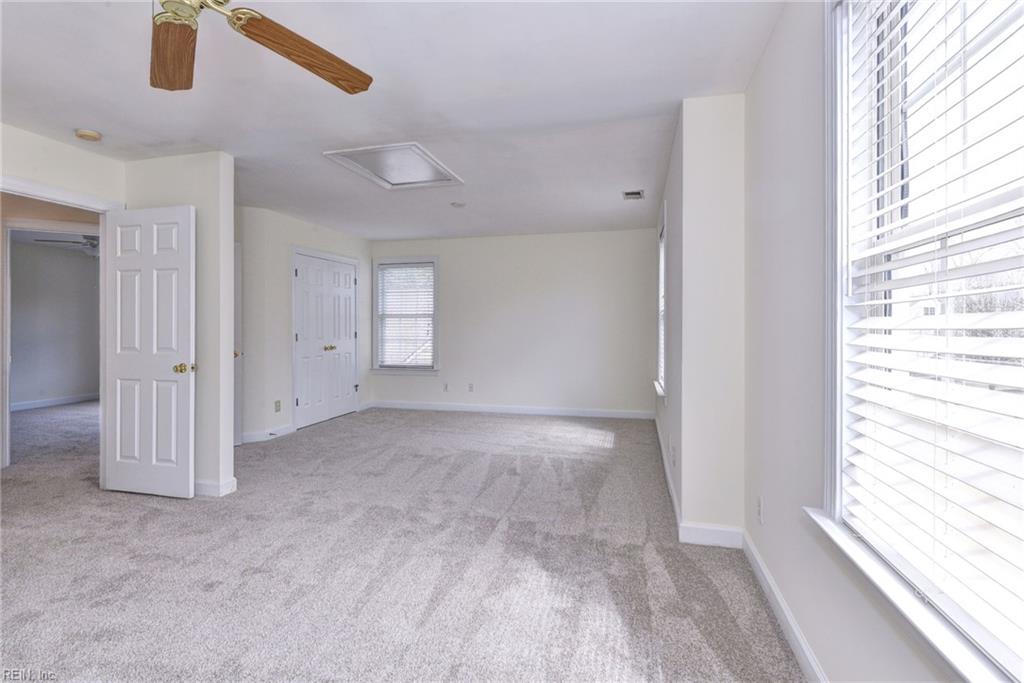 4023 Thorngate Dr Property Photo 30