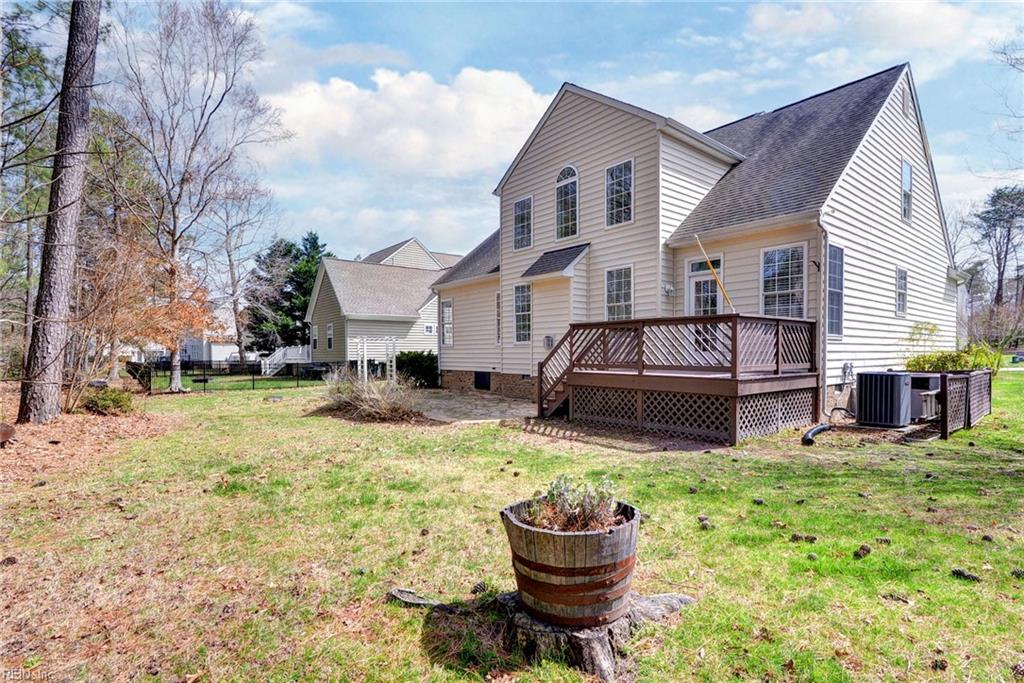 4023 Thorngate Dr Property Photo 38