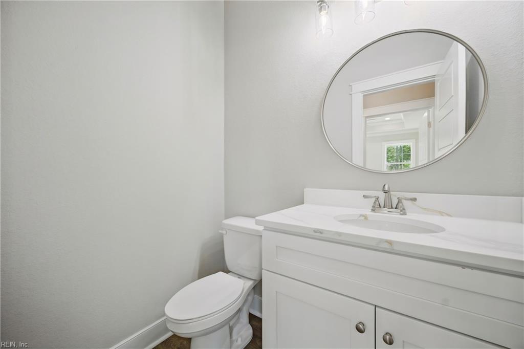 403 Pointe Vista Dr Property Photo 24