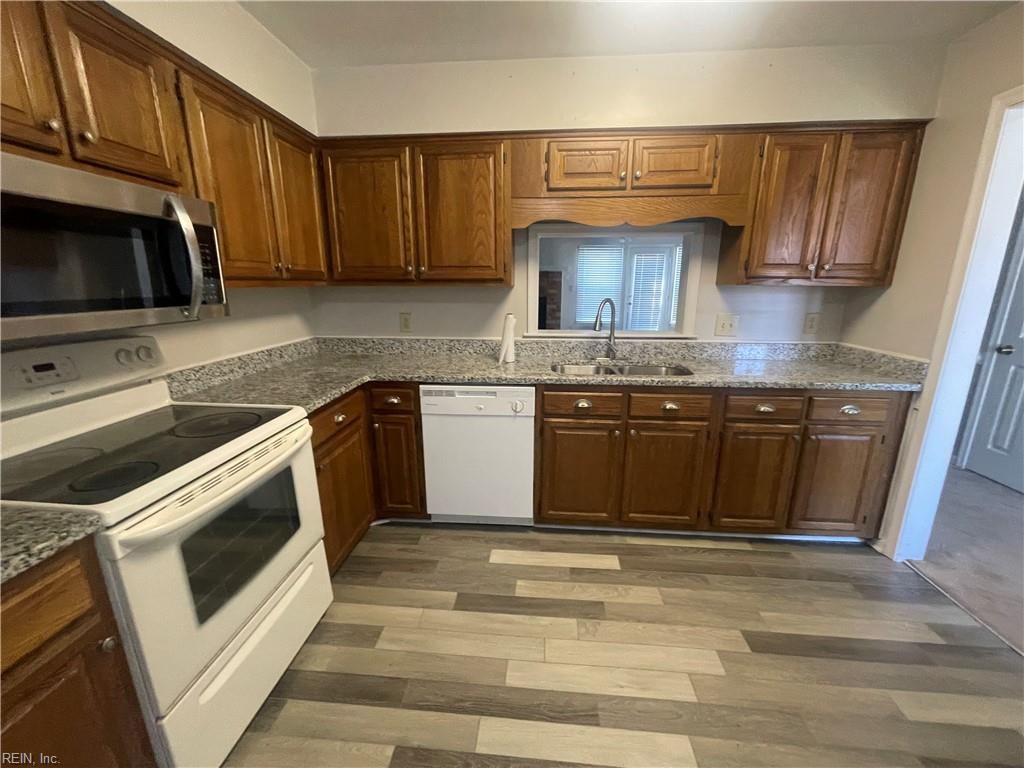 4859 Woods Edge Rd Property Photo 7