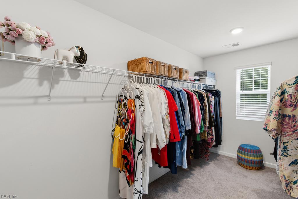 520 Bridgeway Ct Property Photo 20