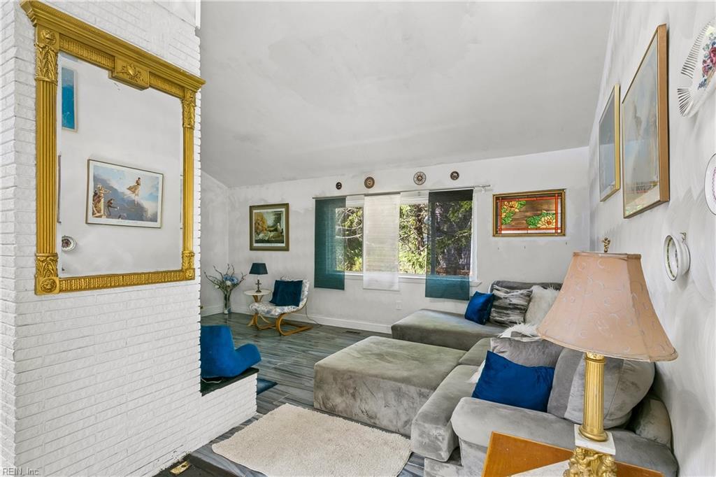 102 Purgold Rd Property Photo 4