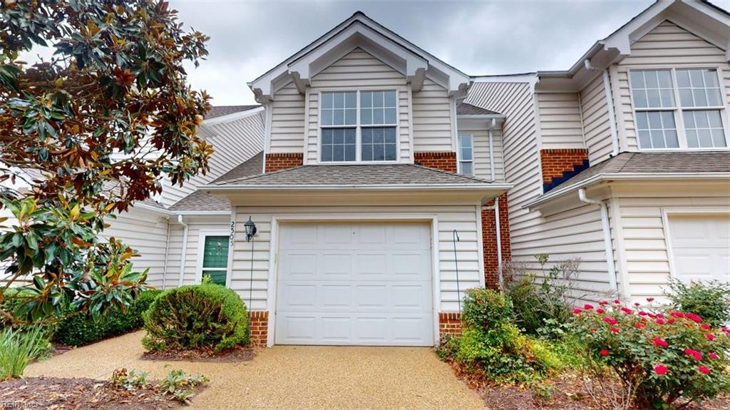 2505 Fair Chse Property Photo 1