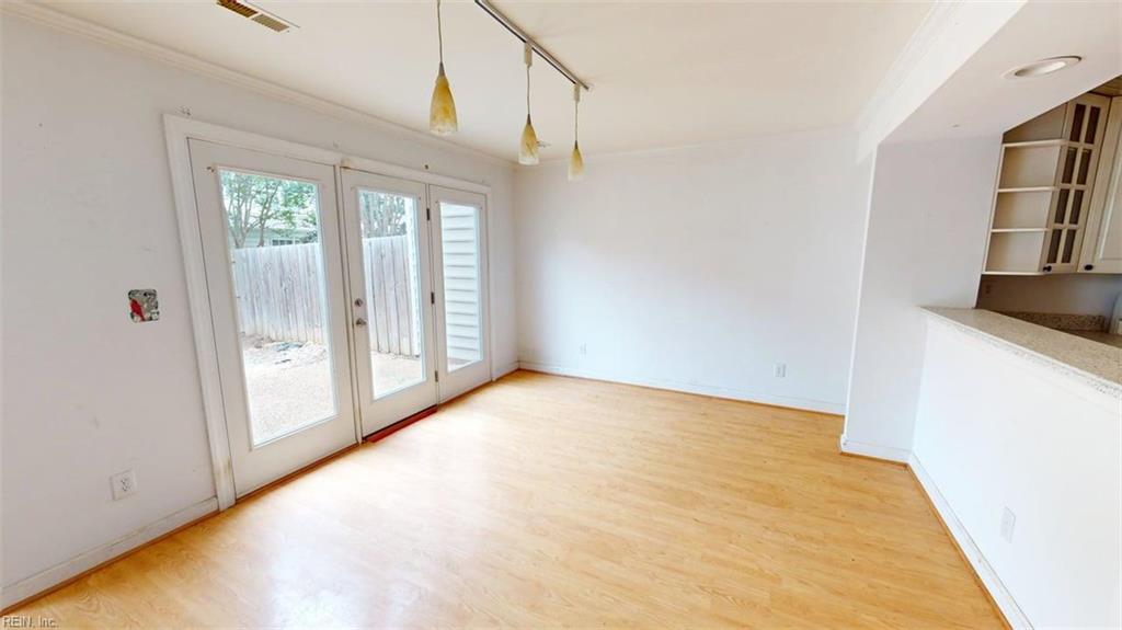 2505 Fair Chse Property Photo 17